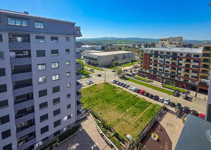 Oota Soko With Parking Garage